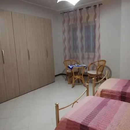 La Di Empedocle Apartament *